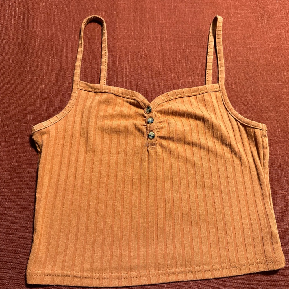 Spaghetti string ribbed crop top